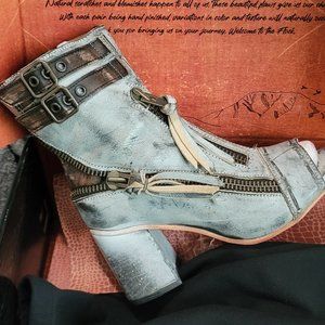 FREEBIRD by Steven Zombi Ice Bootie - Size 8 - LIMITED EDITION